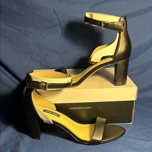 Nine West- heels, black, 8 women QS